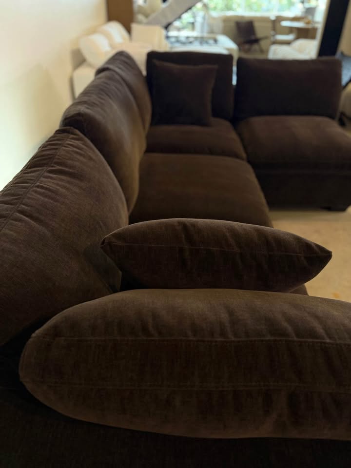 4-Seat Cloud Lux Modular Sofa Sectional Chaise in Mocha Brown Performance Chenille