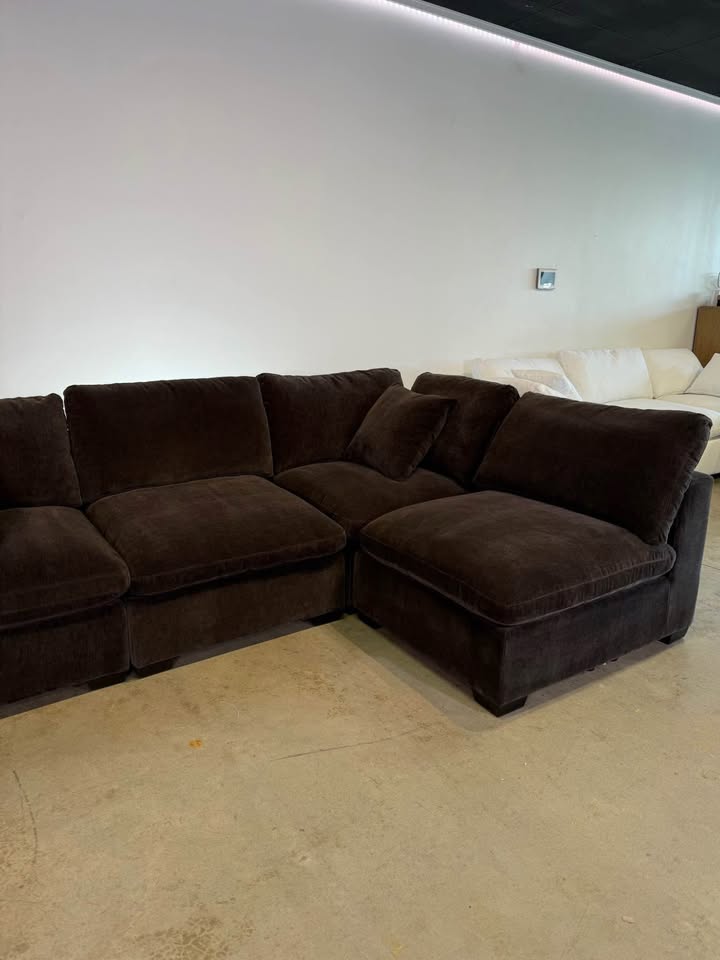 4-Seat Cloud Lux Modular Sofa Sectional Chaise in Mocha Brown Performance Chenille