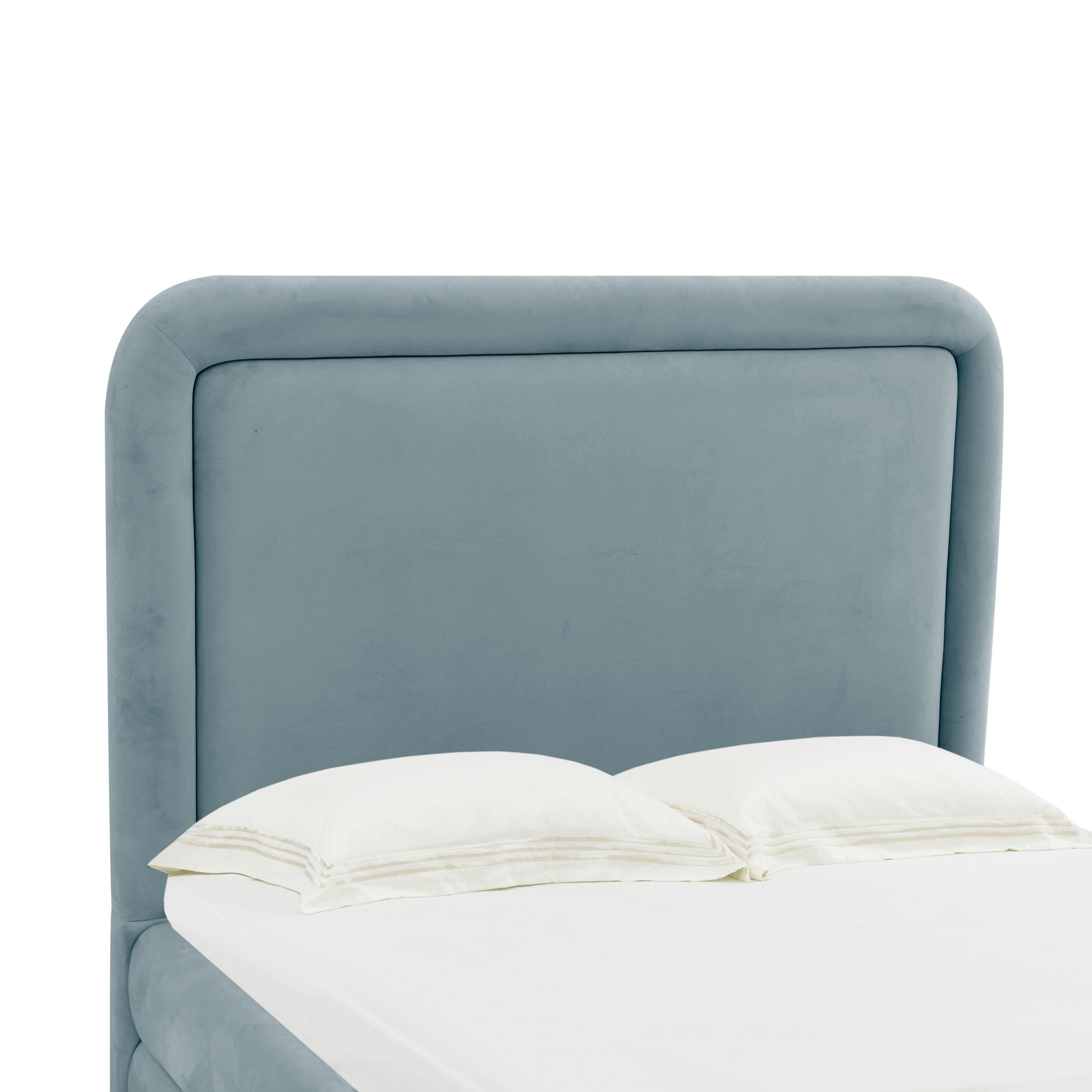 Briella Bed